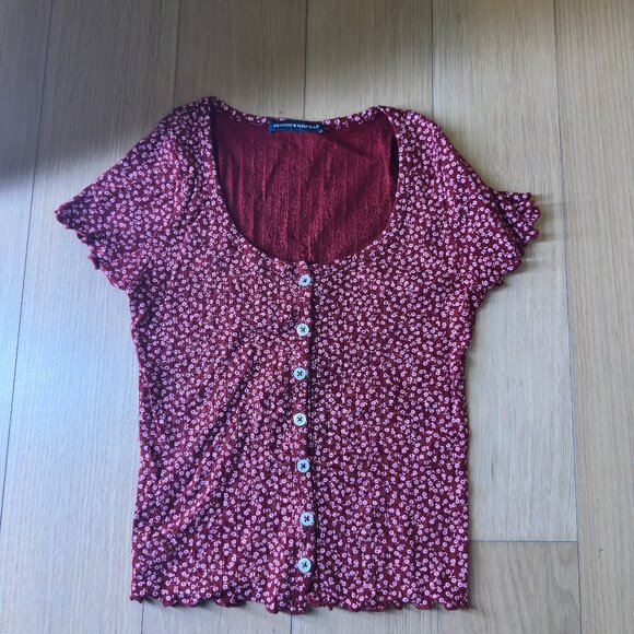 Brandy Melville Tee - Picture 1 of 2